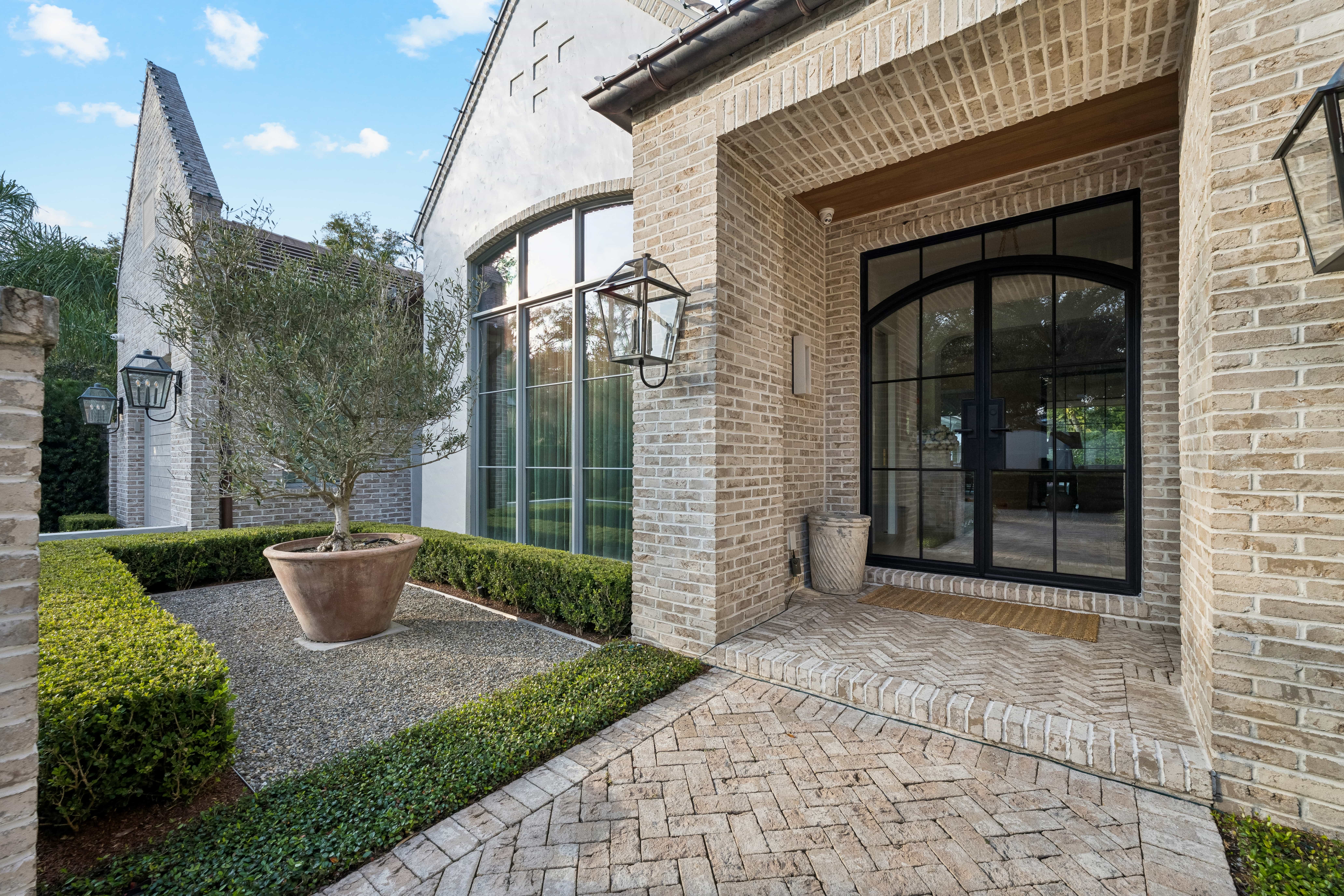 doerkcourtyardhardscape19-HDR_8988-Edit